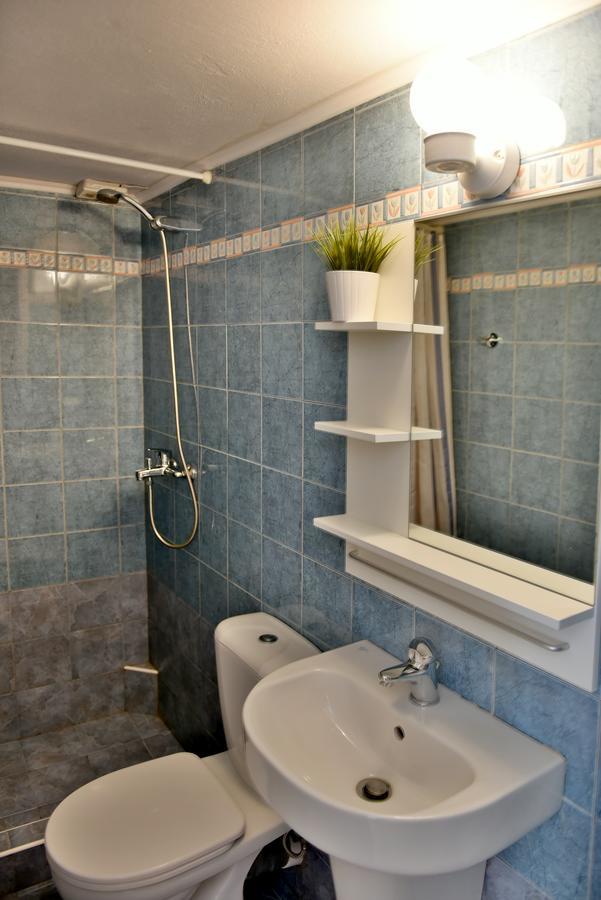 Guesthouse Corali Hydra  Extérieur photo