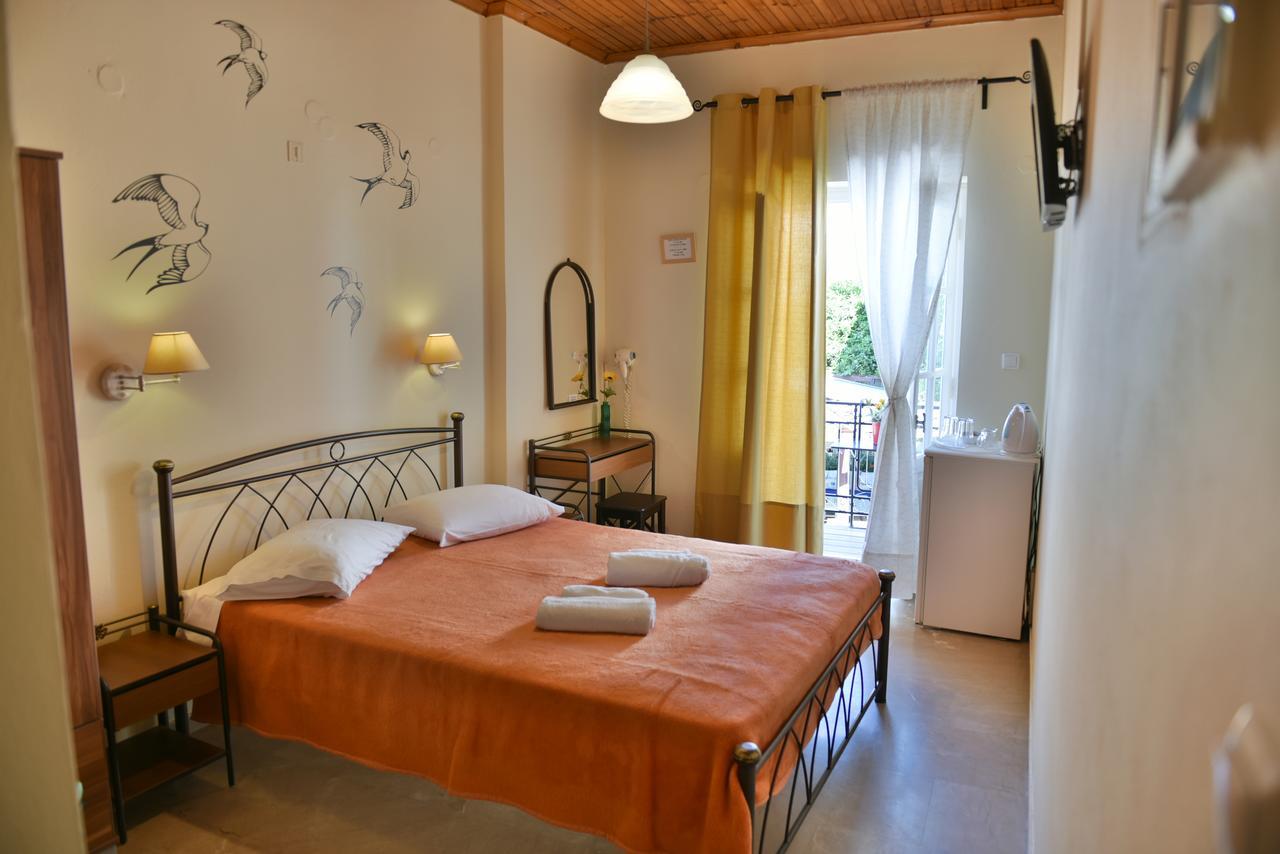 Guesthouse Corali Hydra  Extérieur photo
