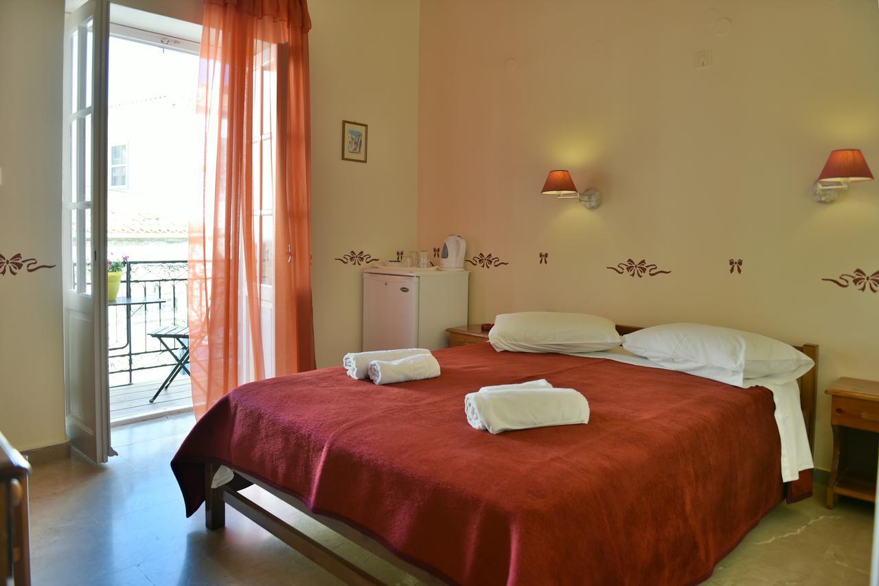 Guesthouse Corali Hydra  Extérieur photo